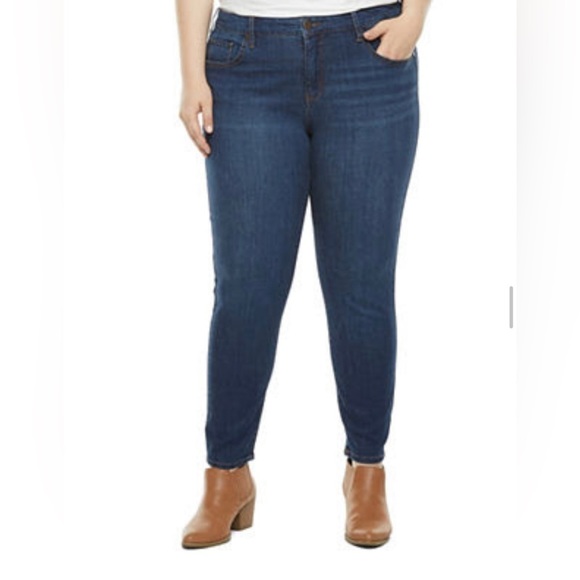 a.n.a. Women's Midrise Skinny Jeans 👖- Size 16W - Picture 1 of 4